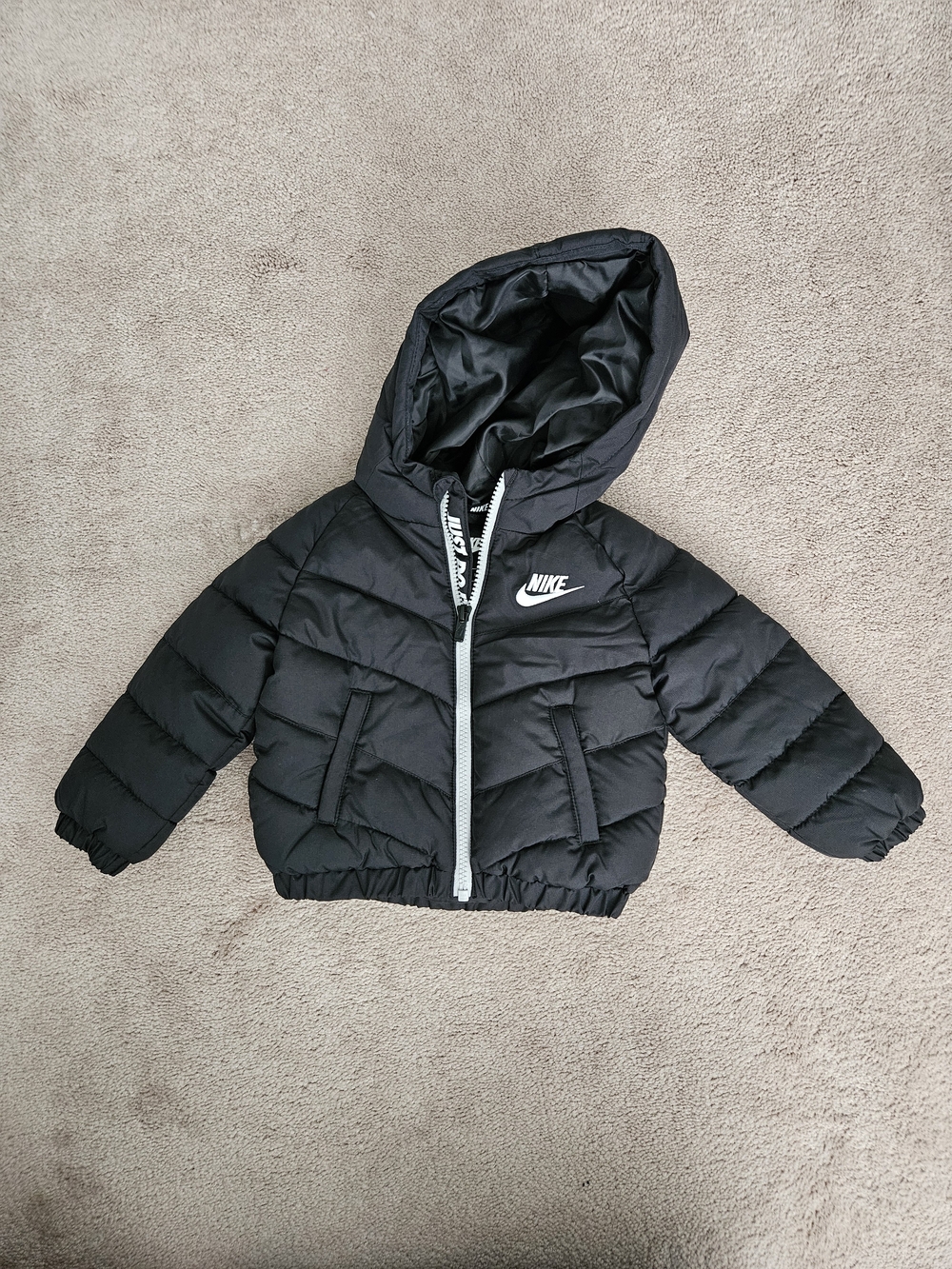 Nike Black Logo-Lined Hooded Jacket